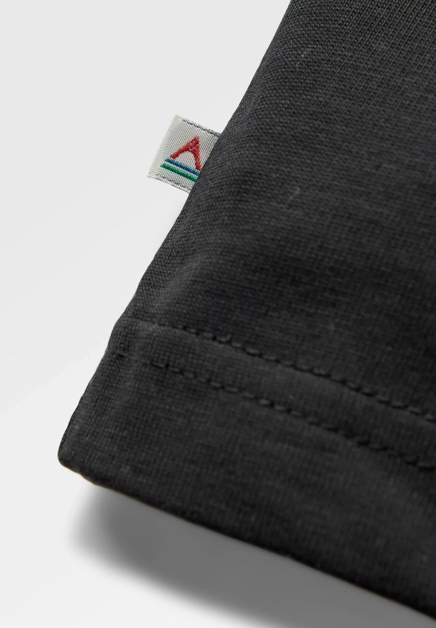 PASSENGER - Vita Organic Relaxed Fit T-Shirt - Black - BACKYARD