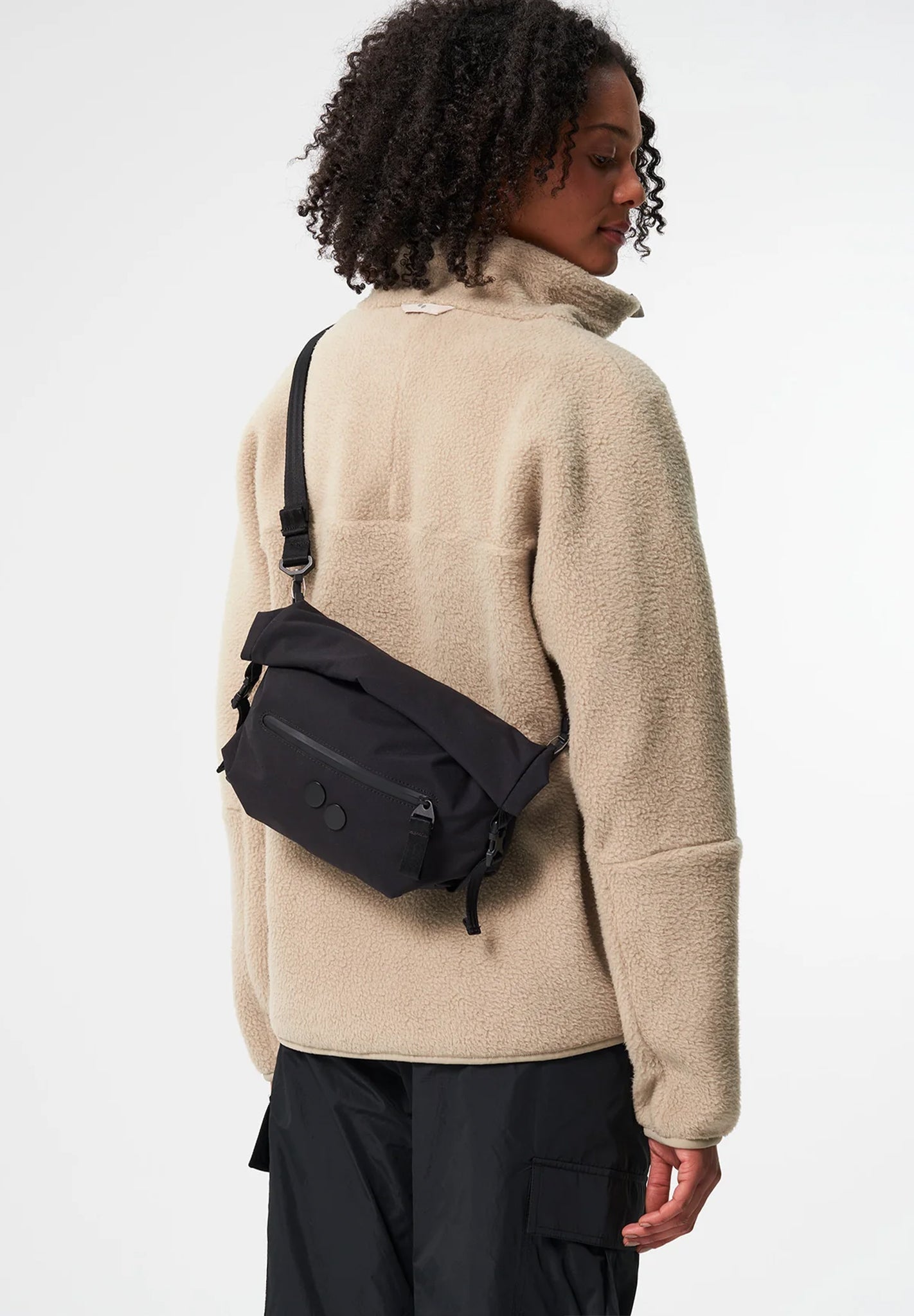 PINQPONQ - Aksel Hipbag - Solid Black - BACKYARD