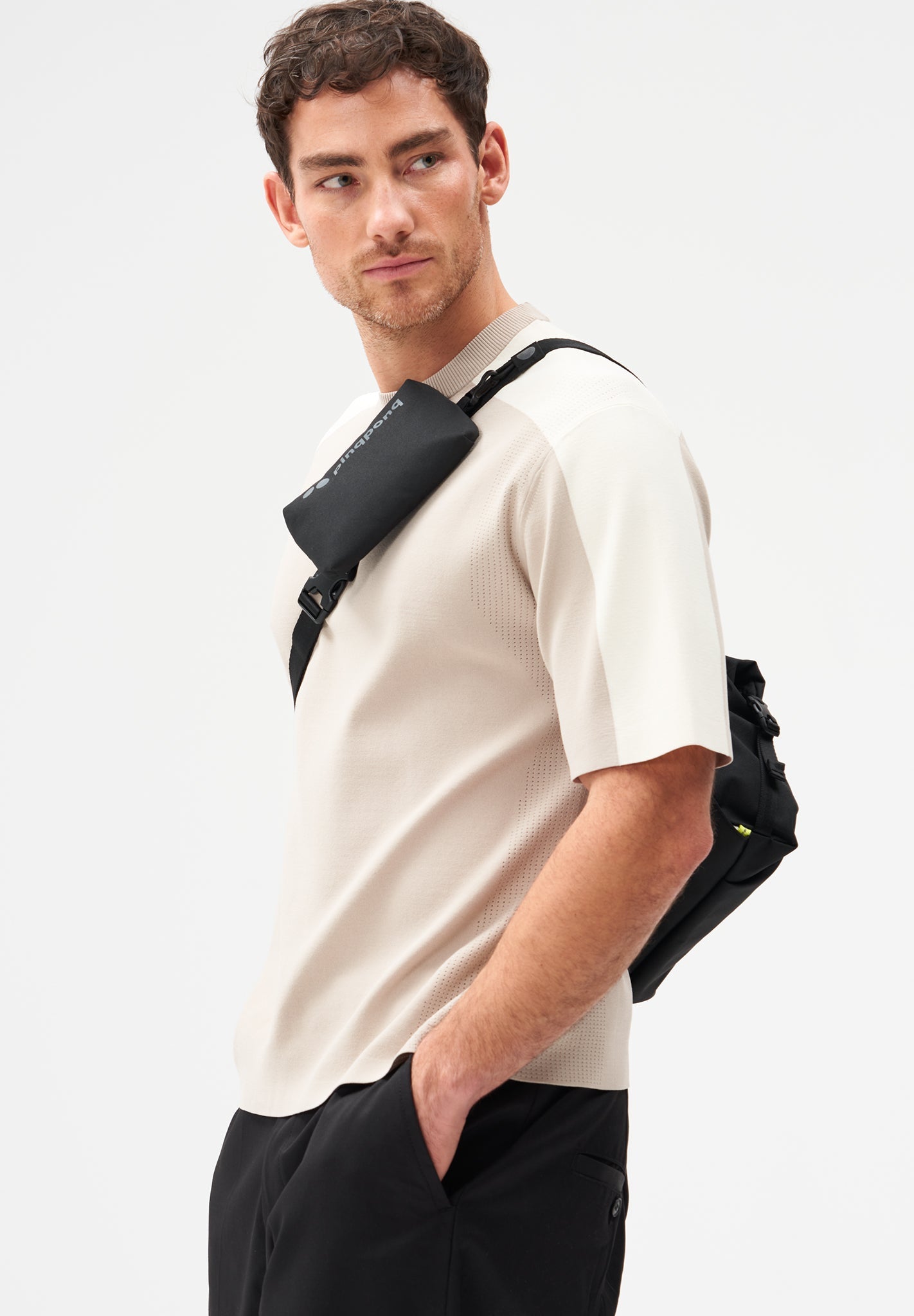 PINQPONQ - Aksel Hipbag - Rooted Black - BACKYARD