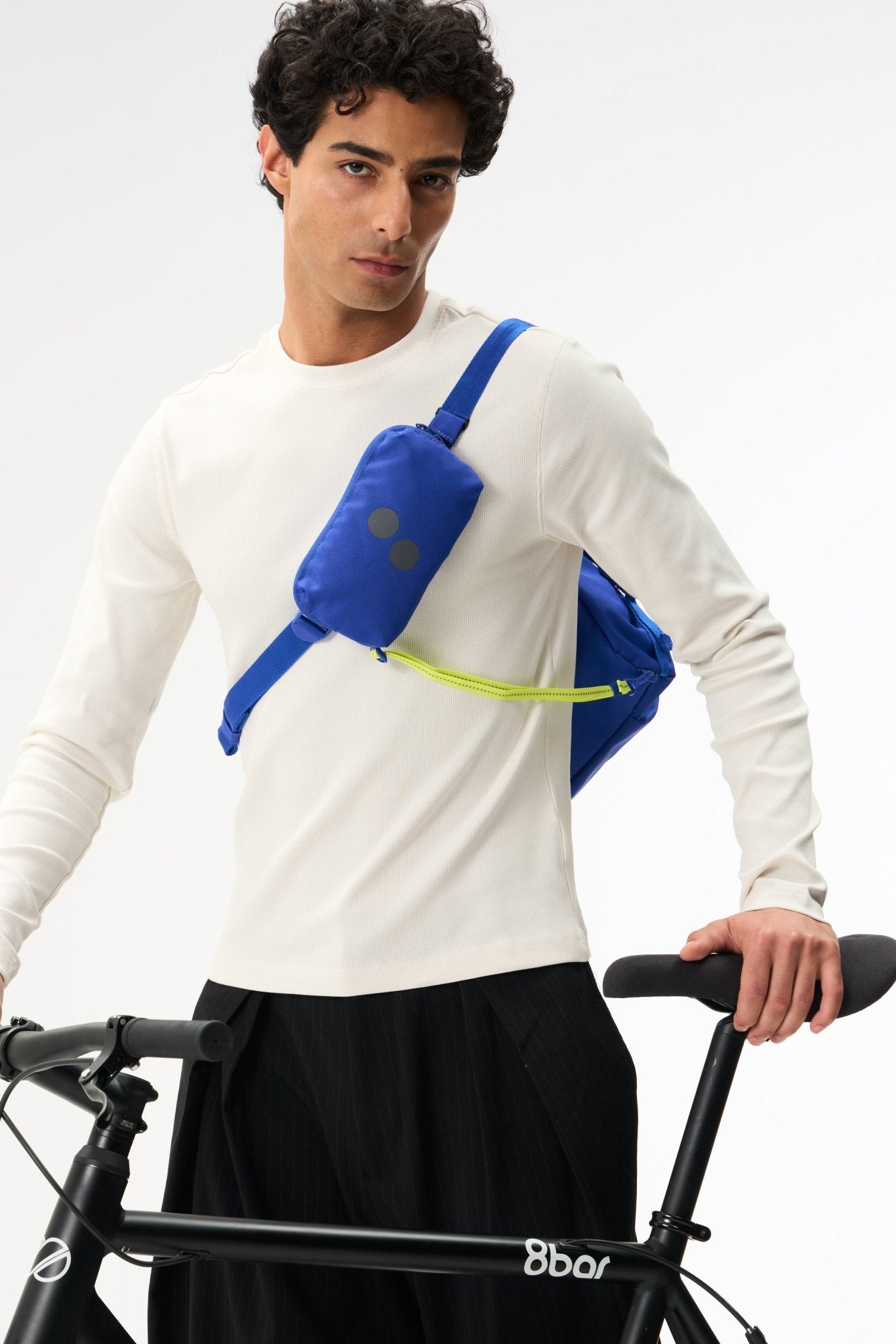 PINQPONQ-Aksel Hipbag-Ultimate Blue-BACKYARD