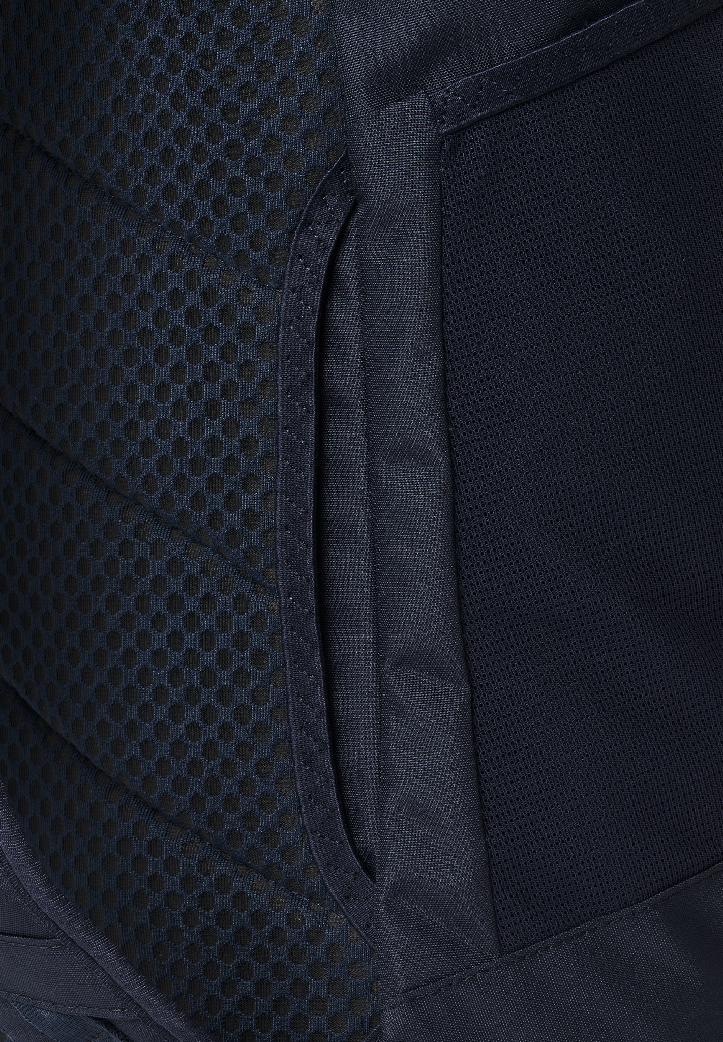 PINQPONQ - Blok Large - Fjord Navy - BACKYARD