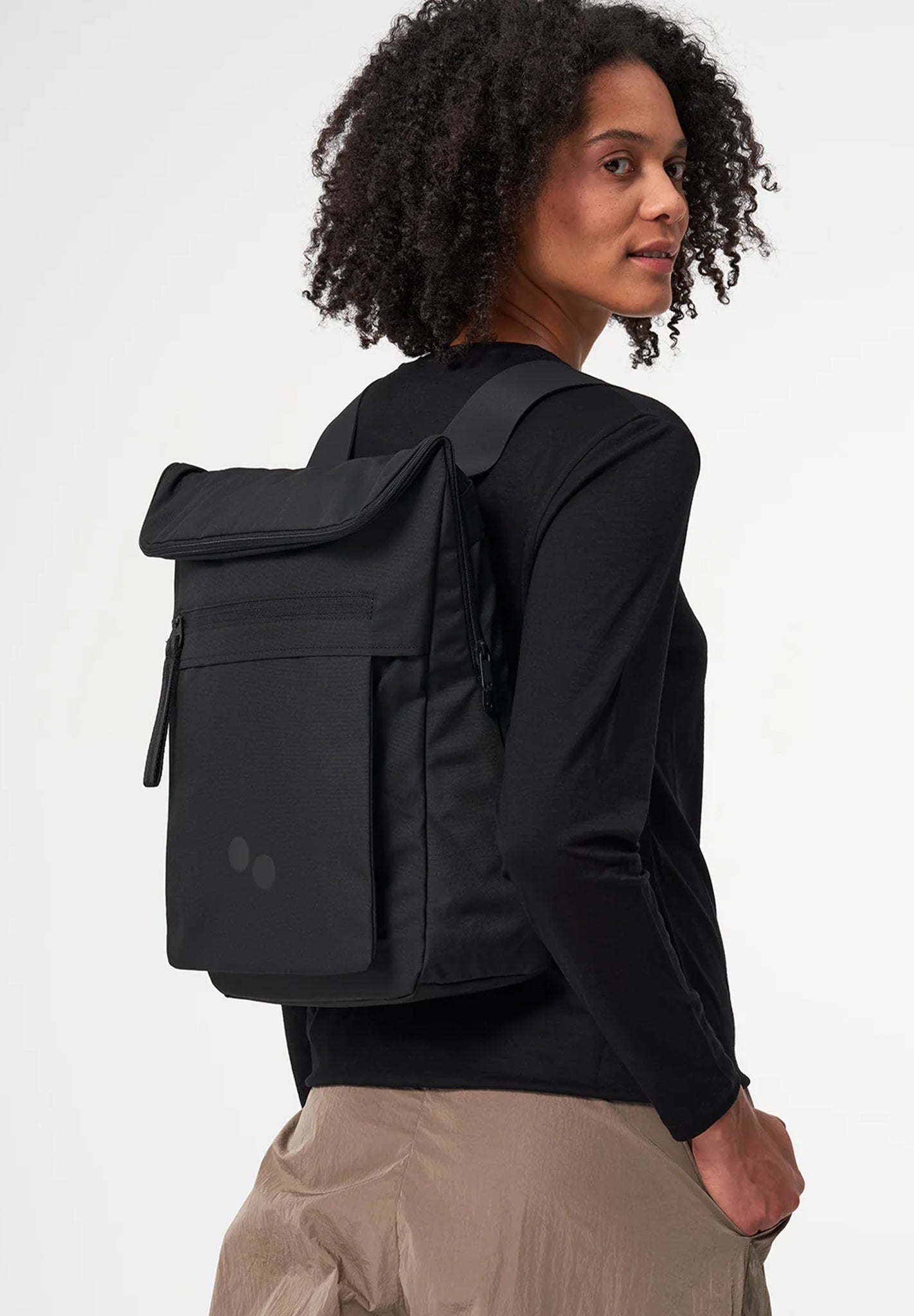 PINQPONQ - Klak Rolltop - Rooted Black - BACKYARD
