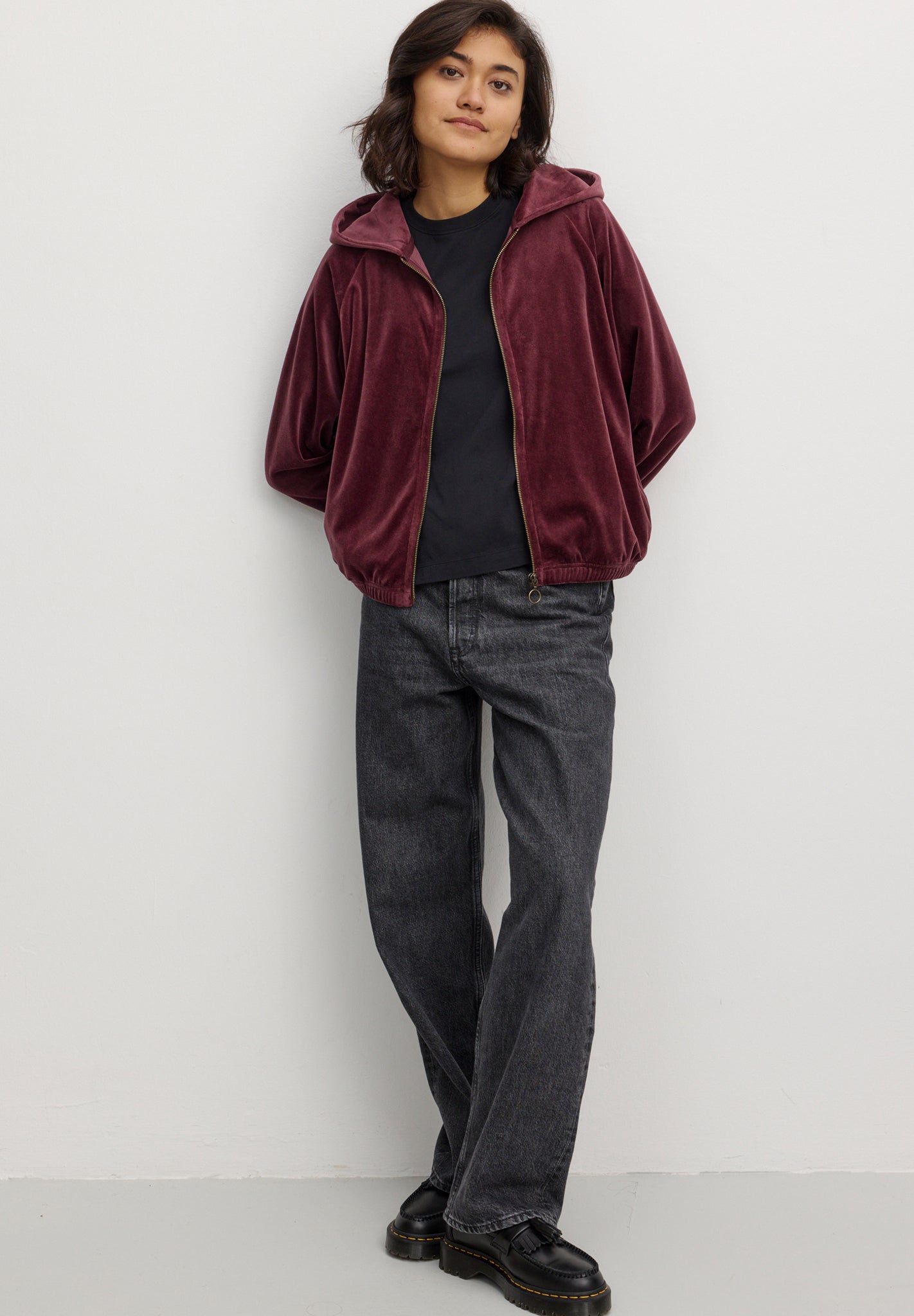 RECOLUTION - Heliconia - Dark Plum - BACKYARD