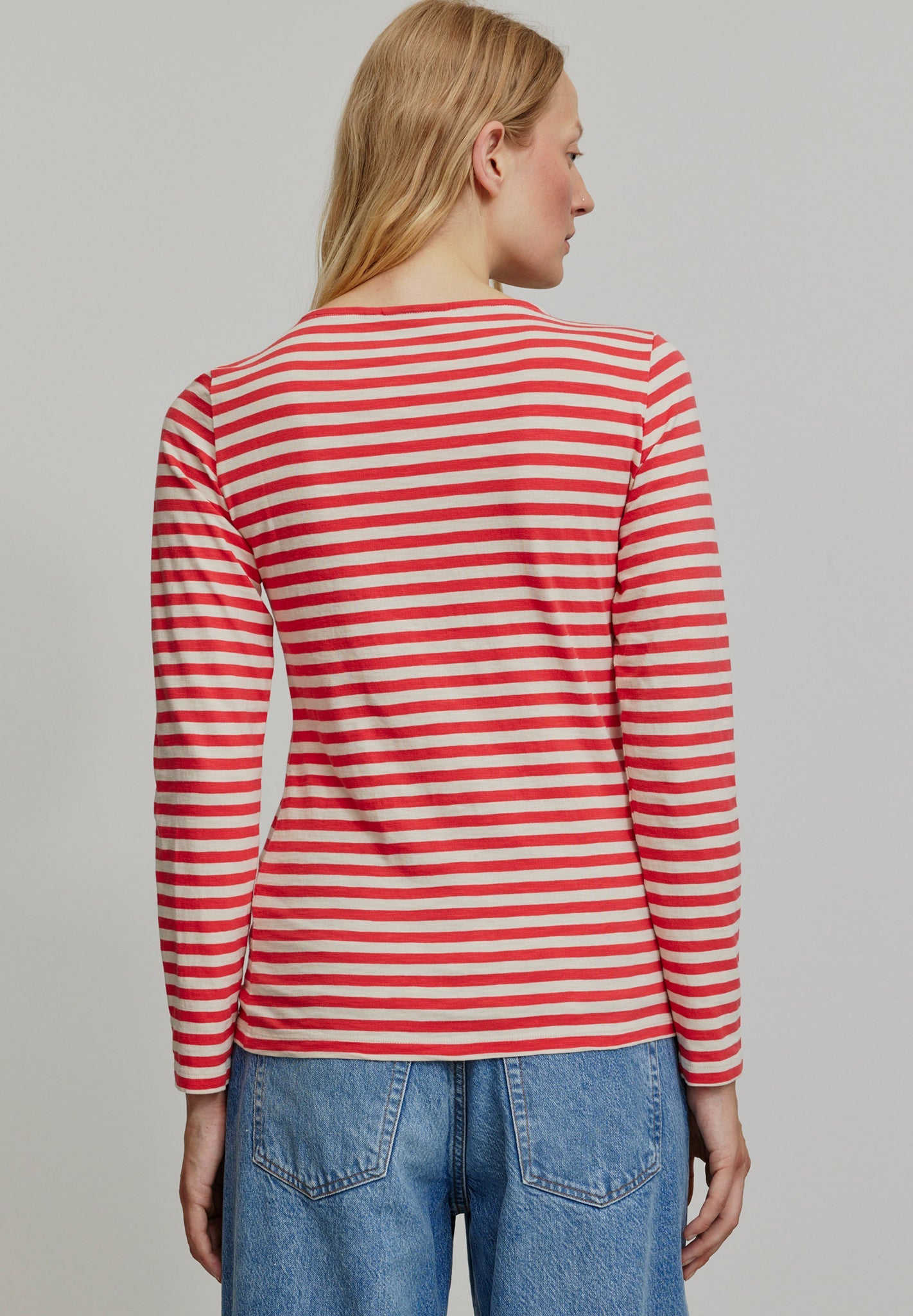 RECOLUTION - Iris Stripes - Mars Red - BACKYARD