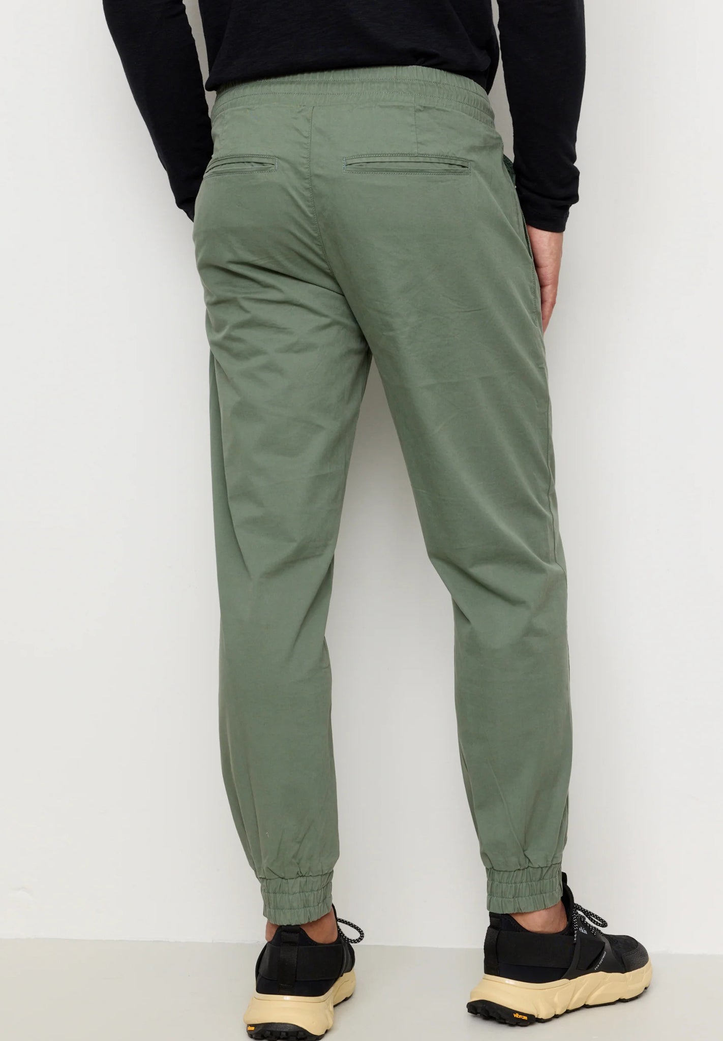 RECOLUTION - Musa - Khaki - BACKYARD