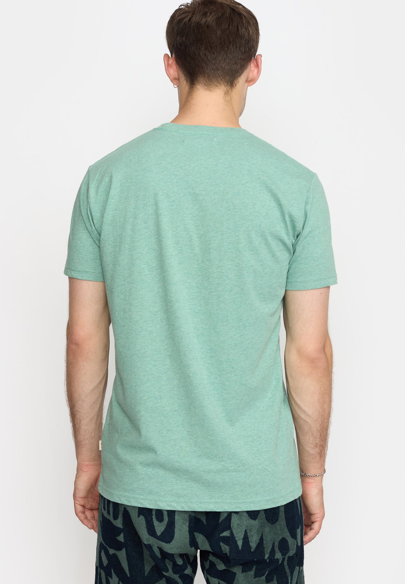 REVOLUTION - 1051 Regular T-Shirt - Green - BACKYARD