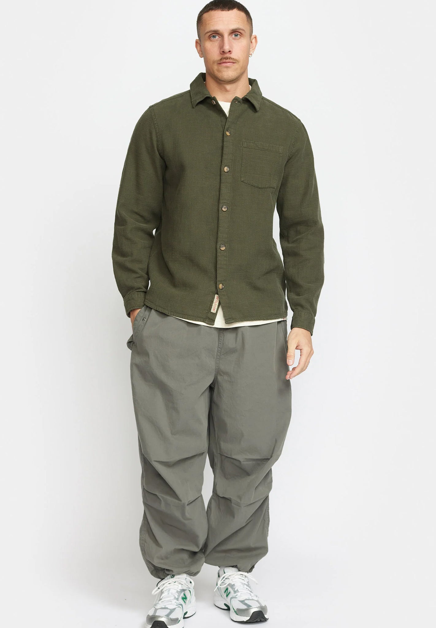 REVOLUTION - 3997 Casual Overshirt - Army - BACKYARD