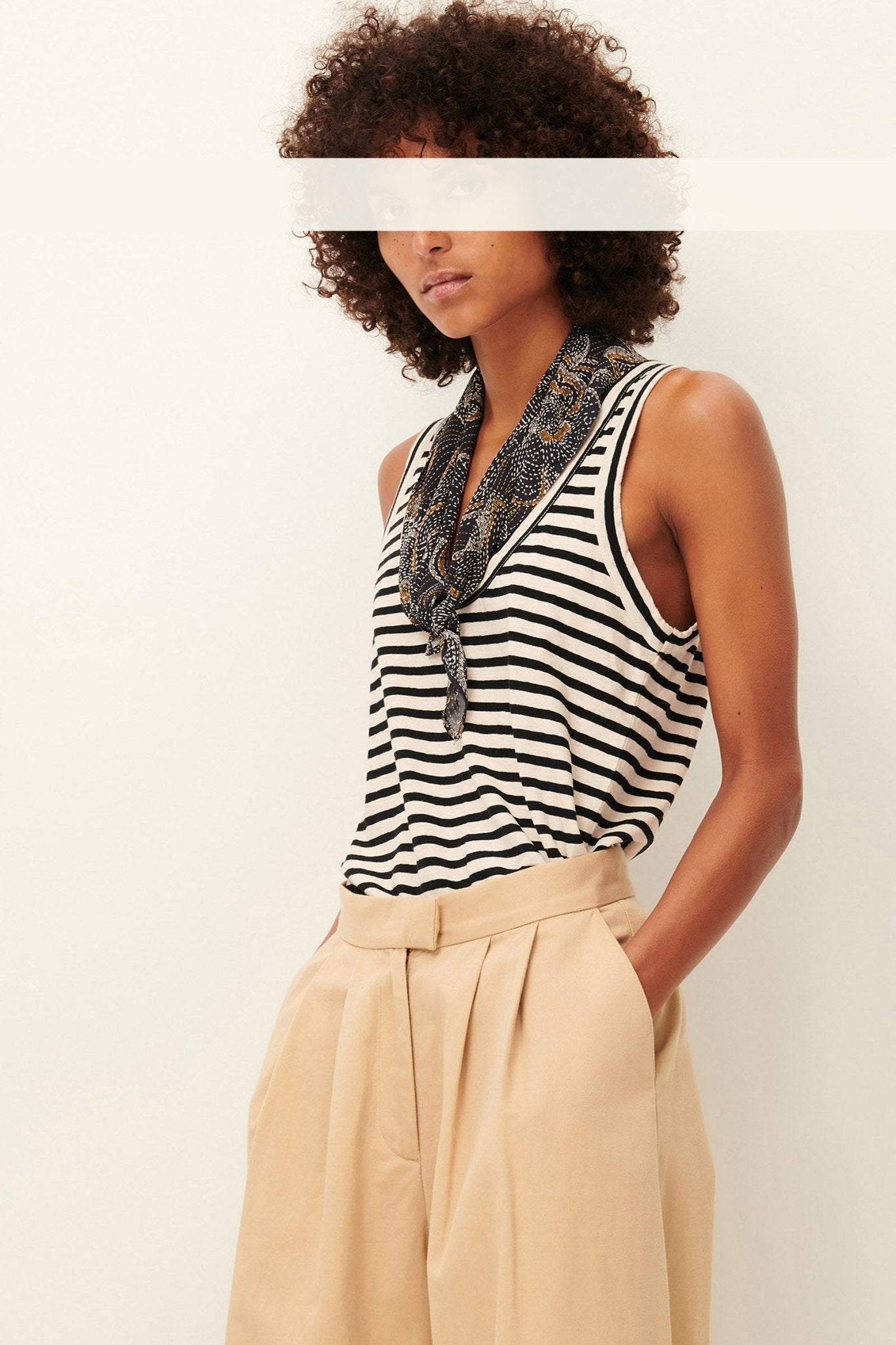 SESSUN - Dili - Sandblack - BACKYARD