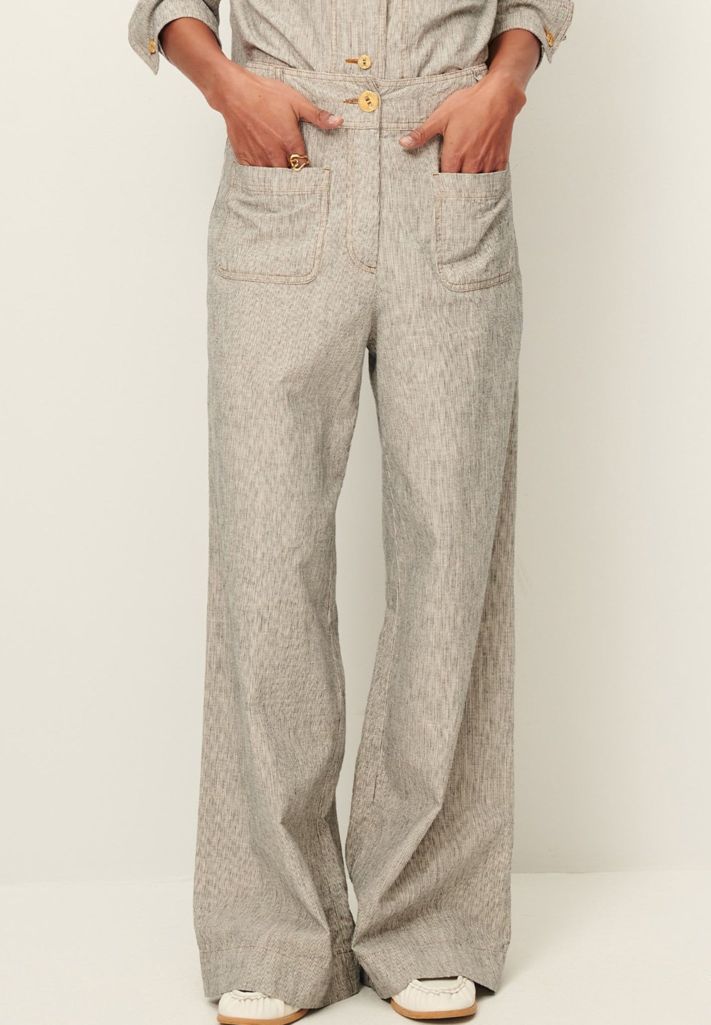 SESSUN - Manhatti - Whiblack - BACKYARD