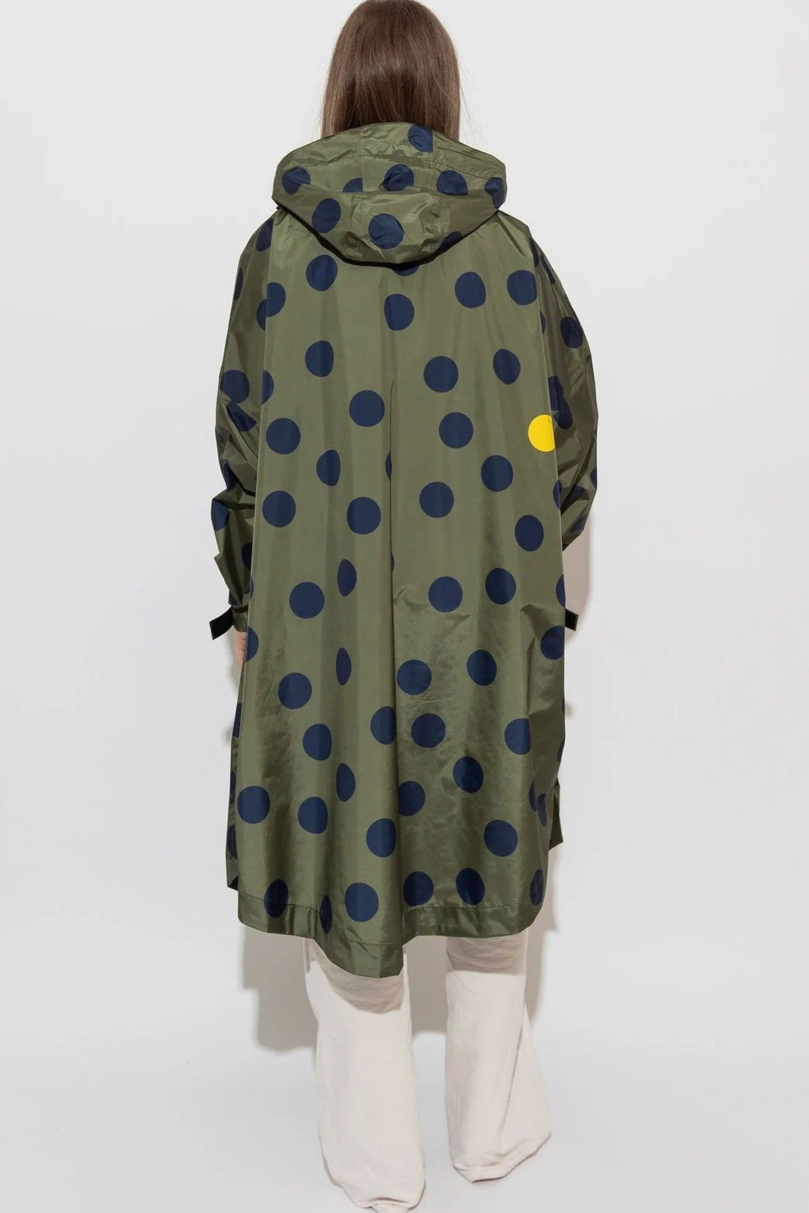 Raincoat Dots